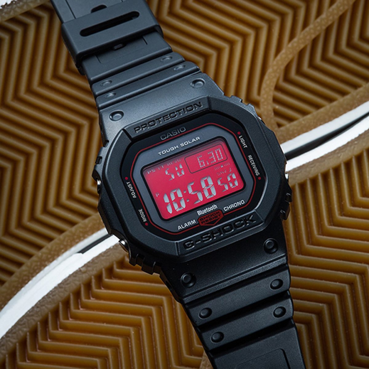 GW-B5600AR-1